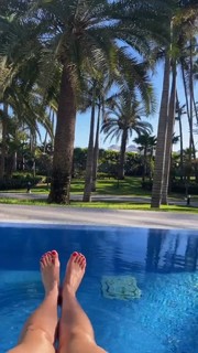 Melody feet photo thumbnail