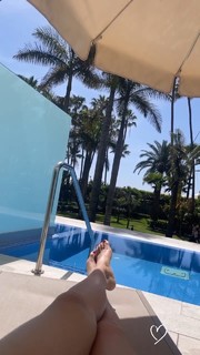 Melody feet photo thumbnail