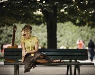 Melody Gardot feet photo 5