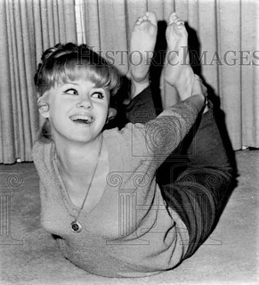 Melody Patterson feet photo 4
