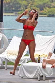 Melody Thornton feet photo 19