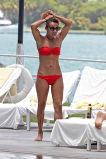Melody Thornton feet photo 18