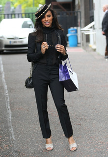 Melody Thornton feet photo 1