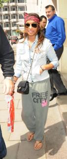 Melody Thornton feet photo 12