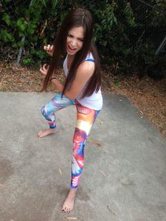 Melonie Mac feet photo thumbnail