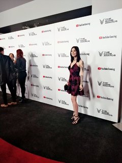 Melonie Mac feet photo thumbnail