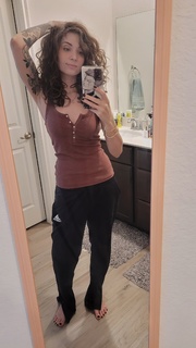 Melonie Mac feet photo thumbnail