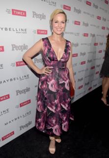 Melora Hardin feet photo thumbnail
