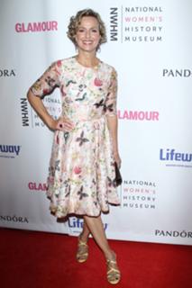Melora Hardin feet photo thumbnail