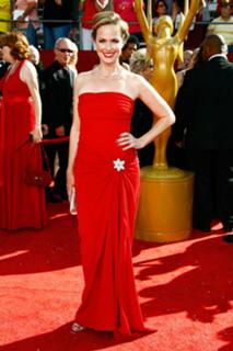 Melora Hardin feet photo thumbnail