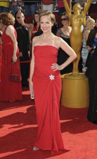 Melora Hardin feet photo thumbnail
