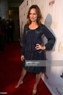 Melora Hardin feet photo thumbnail