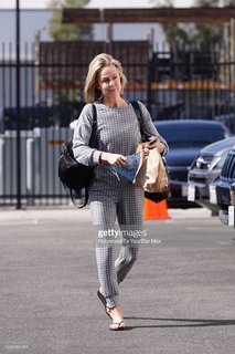 Melora Hardin feet photo thumbnail