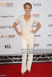 Melora Hardin feet photo thumbnail