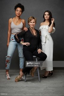 Melora Hardin feet photo thumbnail