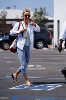 Melora Hardin feet photo thumbnail