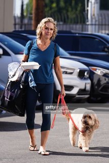 Melora Hardin feet photo thumbnail