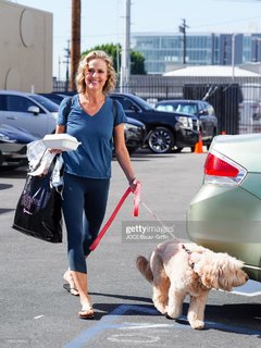 Melora Hardin feet photo thumbnail