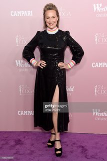 Melora Hardin feet photo thumbnail