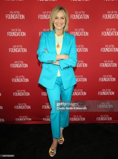 Melora Hardin feet photo thumbnail