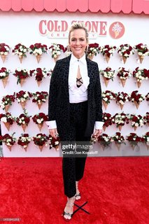 Melora Hardin feet photo thumbnail