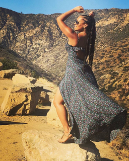 Melyssa Ford feet photo thumbnail