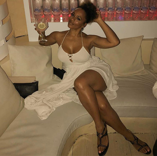 Melyssa Ford feet photo thumbnail