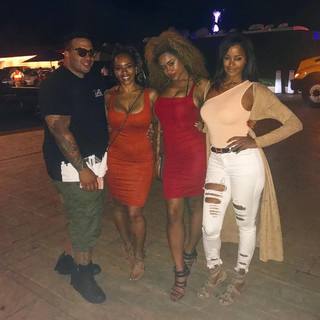 Melyssa Ford feet photo thumbnail