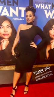 Melyssa Ford feet photo thumbnail