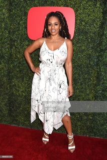 Melyssa Ford feet photo thumbnail