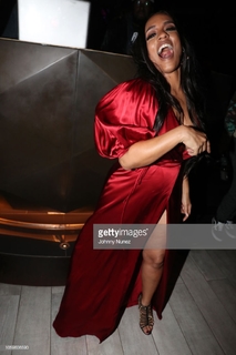 Melyssa Ford feet photo thumbnail