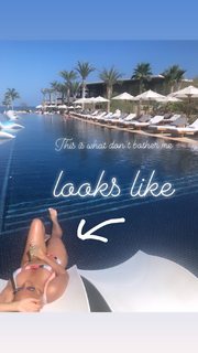 Melyssa Ford feet photo thumbnail