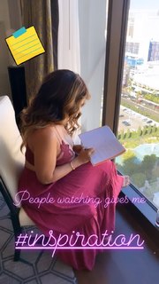 Melyssa Ford feet photo thumbnail