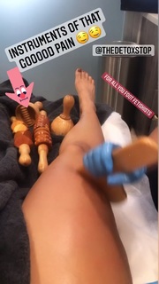 Melyssa Ford feet photo thumbnail