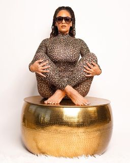 Melyssa Ford feet photo thumbnail