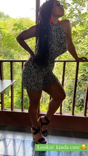 Melyssa Ford feet photo thumbnail