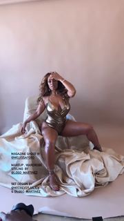 Melyssa Ford feet photo thumbnail