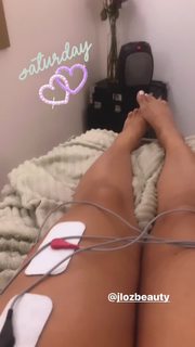 Melyssa Ford feet photo thumbnail