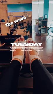 Melyssa Ford feet photo thumbnail