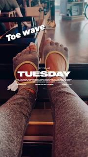 Melyssa Ford feet photo thumbnail