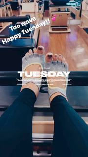Melyssa Ford feet photo thumbnail