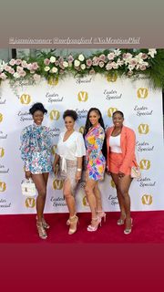 Melyssa Ford feet photo thumbnail