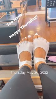 Melyssa Ford feet photo thumbnail