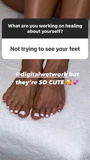 Melyssa Ford feet photo thumbnail