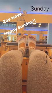 Melyssa Ford feet photo thumbnail