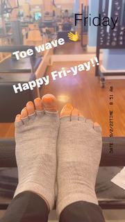 Melyssa Ford feet photo thumbnail