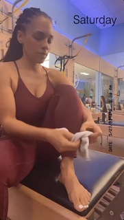 Melyssa Ford feet photo thumbnail