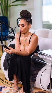 Melyssa Ford feet photo thumbnail