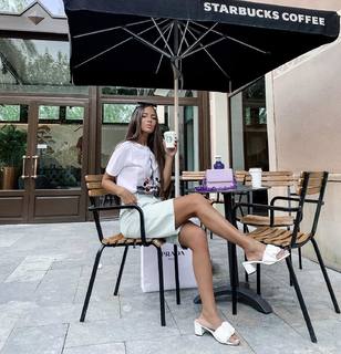 Melyssa Pinto feet photo 4