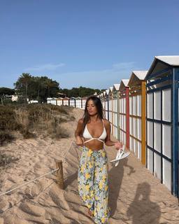 Melyssa Pinto feet photo 4